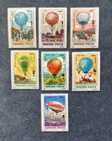 1983. 200 ÉVES A BALLONREPÜLÉS ** - magyar és más ballonok bélyegsoron