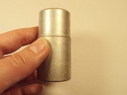 Régi retro alumínium tároló flakon doboz henger