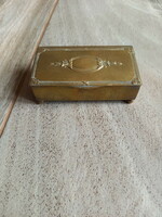 Csodás antik ezüstözött doboz/szelence (8,3x4,7x2,7 cm)