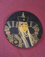 Keleti harcos nő, Kelet-ázsiai festett lakktechnikával készült.