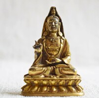 Antik bronz Buddha buddhista keleti ázsiai aranyozott bronz szobor 5,3 x 3,6 x 7,5 cm apró filigrán