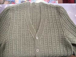 Austrian knitted cardigan, size l/xl, in pleasant pale green color, hand knitting (szst)