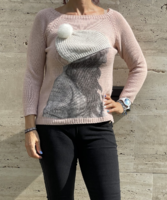 Pink knitted Italian hoodie with a woman's head on the front