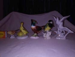 Five pieces of porcelain and ceramic bird together
