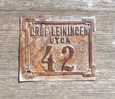 Old house number plate on Gróf Leningen Street