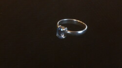 Kisméretű kék köves ezüst gyűrű