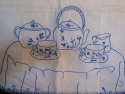 Tablecloth - 102 x 60 cm - handmade - embroidered at both ends - Austrian - flawless