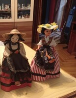 2 dolls in national clothes