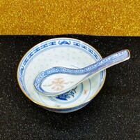Traditional Chinese porcelain soup set - blue pattern, rice grains