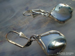 Reduced price, mother-of-pearl handmade earrings with sockets