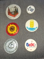 Retro badges