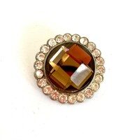 Vintage metal brooch, beautiful old pin, nice older pin, the brooch is from the 1970s