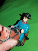 Régi trafikáru western cowboy óraműves plasztik LONE STAR lovas figura a képek szerint