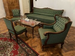 Neon baroque sofa set in good condition