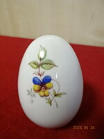 Aquincum  porcelán figura, virágmintás tojás, magassága 6,5 cm.  Jókai.