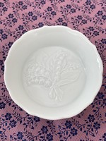 Weifs white Meissen porcelain bowl with marigold flowers