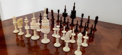 Gustavus Selenus xviii-xix. Mid century bone chess pieces chess piece chess piece