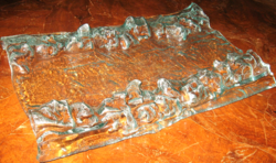 A modern glass tray made by sculptor éva Czibor
