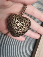 Ornamental heart bronze fashion chain bettina barcalay