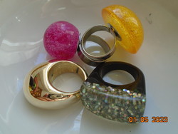 4 vintage rings from the 70s-80s