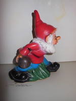 Garden gnome - bowling ball - 27 cm size - large - marked - 27 x 23 x 12 cm - thick rubber - good condition