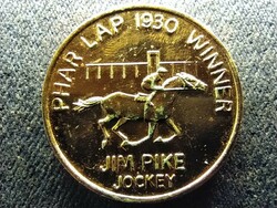 Phar lap wins the Melbourne Cup 1930 commemorative medal (id69343)