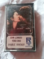 John Lennon és Yoko Ono Double Fantasy (Dupla fantázia)	kazetta (album)  1980. eredeti nem másolat