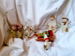 Old, wooden, hand-painted Christmas tree decorations (26.)