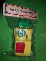 Retro magyar trafikáru bazáráru bontatlan csomagolt VILLÁSTARGONCA műanyag játék képek szerint
