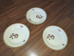Dessert plates 3 pieces