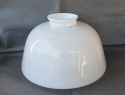 Hófehér rétegelt tejüveg gömb bura , nagy méret