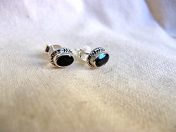 Silver earrings with black onyx stone