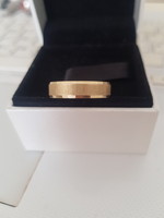 Gyönyörűen megmunkált női arany 14K jegygyűrű  karikagyűrű