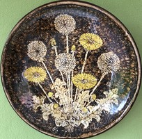 Ceramic artist Ágnes Borsódy: Dandelion wall plate