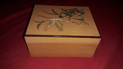 Beautiful Chinese lacquered wood hand-painted scenic oriental ornament box 15 x 12 x 7 cm according to pictures