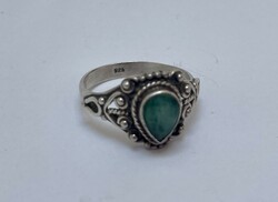 Antik hatású smaragd gyűrű