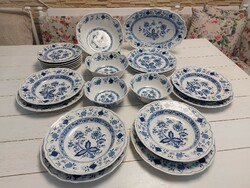 Bavaria hagymamintás porcelán étkészlet