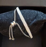 Special sliding steel bracelet with zirconia stones