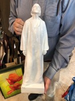 Herendi Krisztus porcelán szobor, 47 cm-es magasságú.