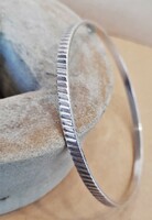 Silver bracelet 12 g, diameter 7.3 cm