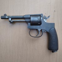 Hat-lan Rast-Gasser revolver