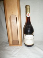 Tokaj Aszúessencia 1994 Pauleczki Winery in a wooden box
