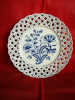Schlaggenwald, máz alatti kobalt kék festésű porcelán tányér