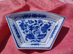 Blue-white porcelain table accessory