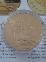 Szent-Györgyi Albert, a kiváló Nobel-díjas tudós 24 karátos arannyal bevont UNC emlékérem 2012