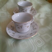 A pair of Chinese coffee cups is perfect