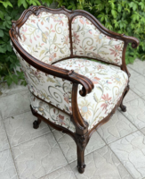 Antik barokk stílusú faragott fotel új minőségi spanyol kárpittal
