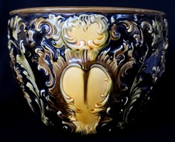 Dt/242 – j.D.B. (Julius dressler biela) painted, glazed majolica flower pot