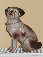 MOPSZ KUTYA SZOBOR.