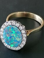 Opál briliáns drágaköves arany gyűrű